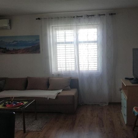 Vacation House Loreta Sveti Rok Dış mekan fotoğraf